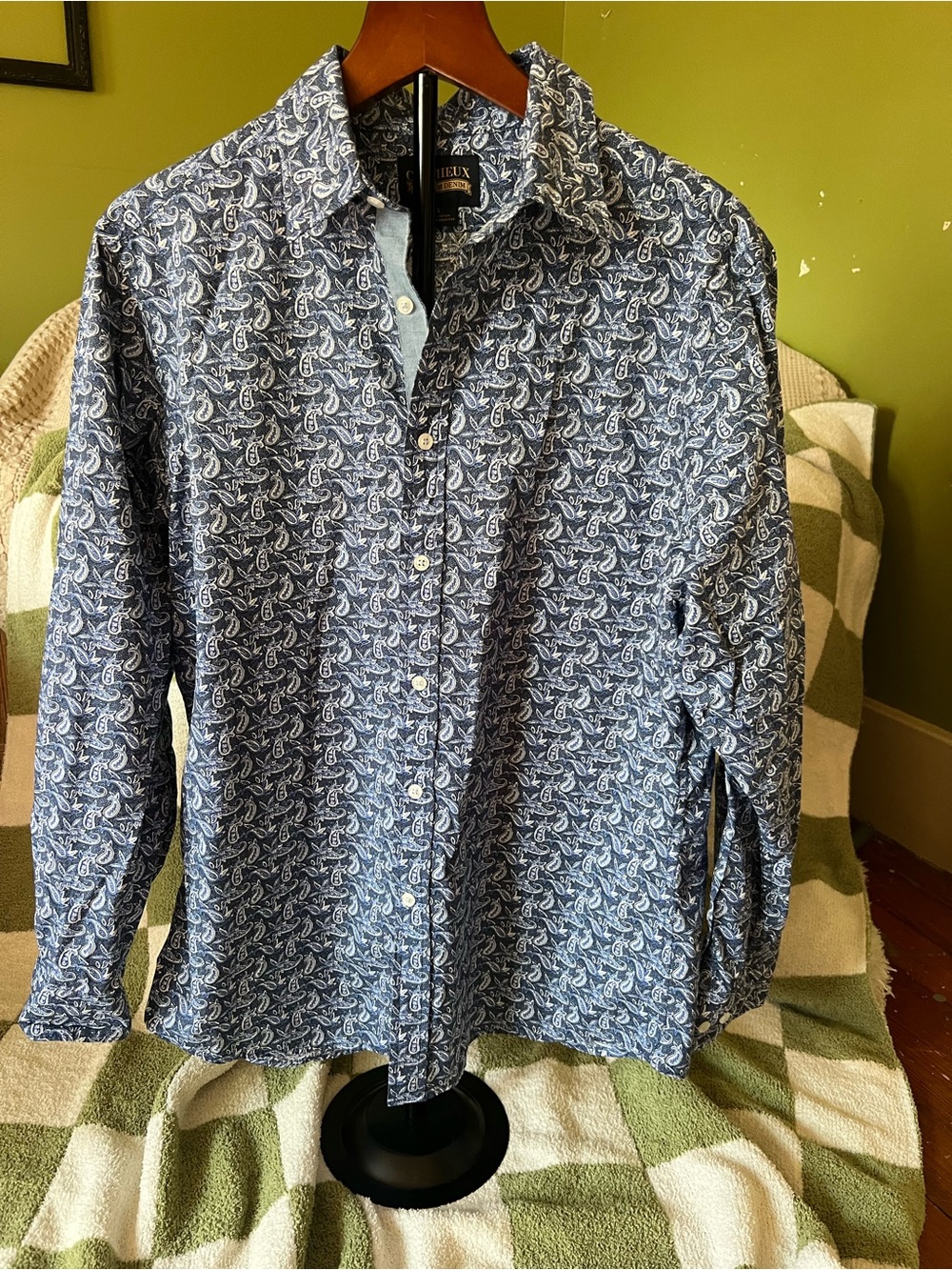 Daniel Cremieux Blue Paisley Button-Down Shirt